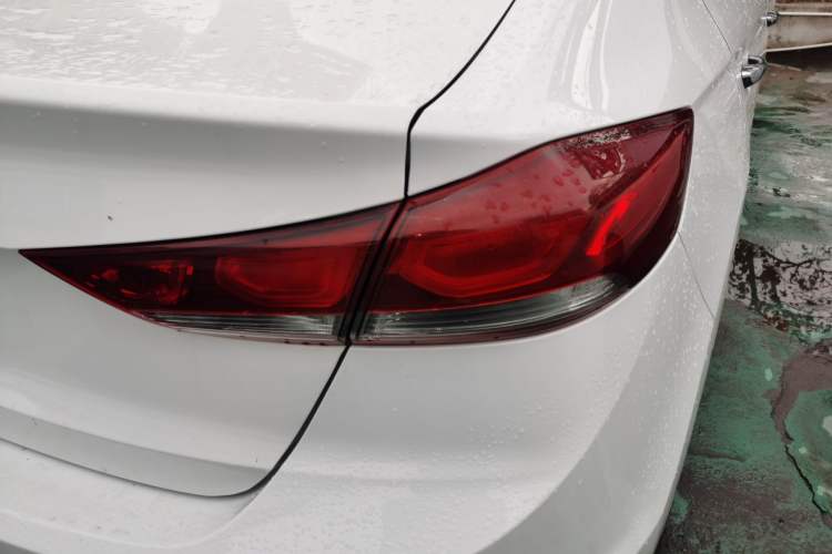 Used Hyundai Elantra 2016 1.6L Automatic ZhiXuan – Elite Version