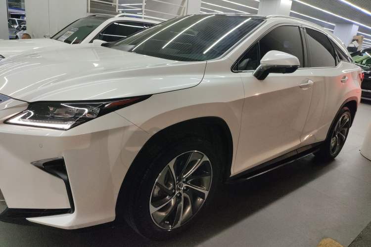 Used Lexus RX 2016 300 4x4 Elegant Edition China VI
