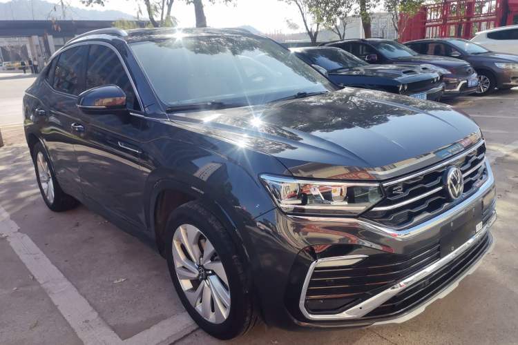 Used Volkswagen Tayron X 2020 330TSI Two-Wheel Drive Luxury Smart Connectivity Version
