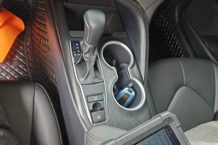 Used Toyota Camry 2021 2.0G Luxury Edition