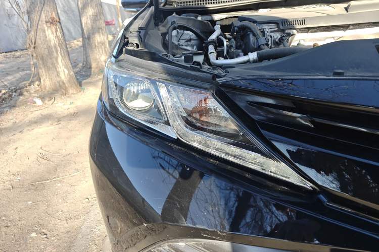 Used Toyota Camry 2018 2.0E Leading Edition
