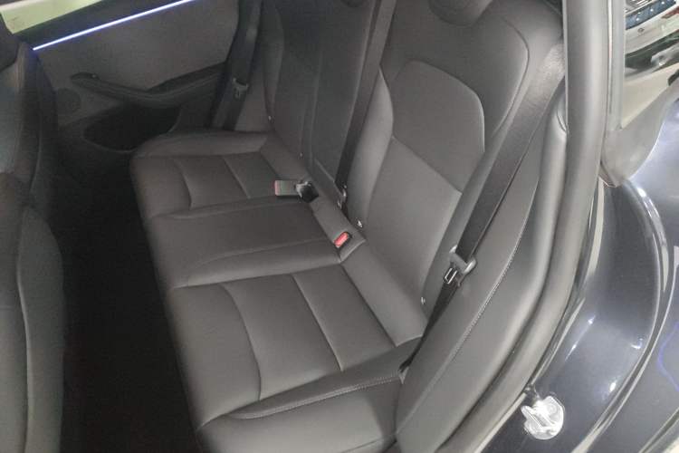 Used Tesla Model 3 2025 Rear-Wheel-Drive Version