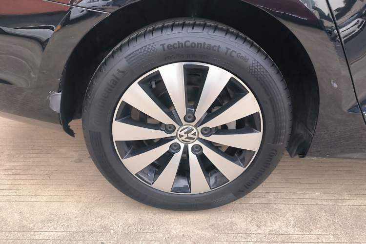 Used Volkswagen Sagitar 2017 1.6L Automatic Comfort Model
