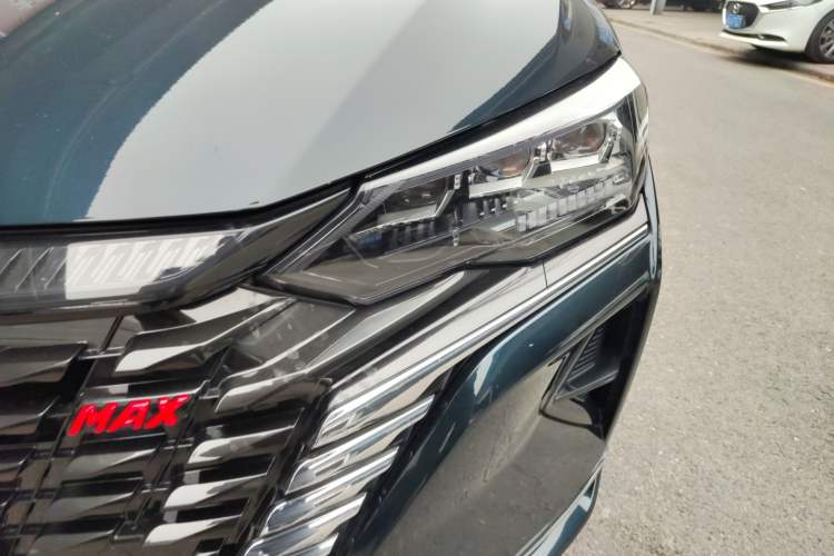 Used Dongfeng Aeolus Yixuan MAX 2021 1.5T Super Cool Dad Edition
