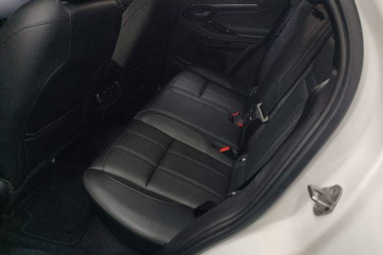 Used Land Rover Range Rover Evoque 2021 Range Rover Velar 249 PS R-Dynamic S Performance Edition