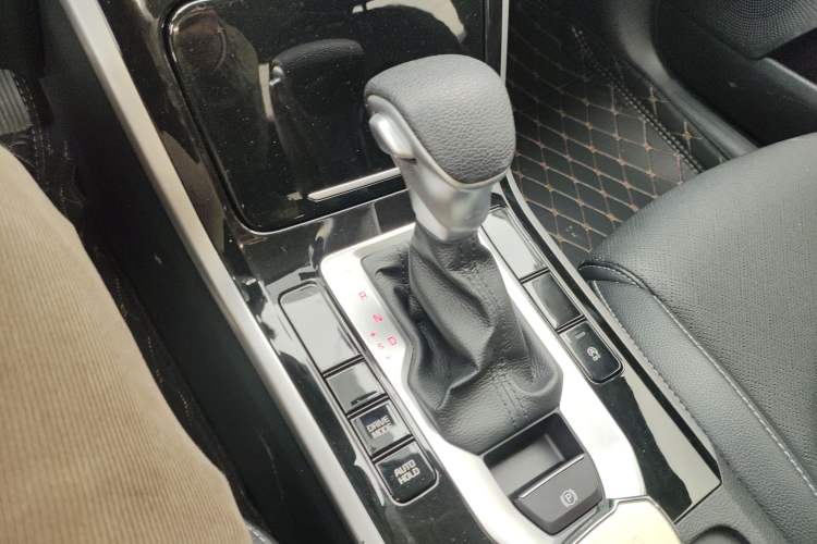 Used Kia K3 2019 1.5L CVT New Sharp Edition
