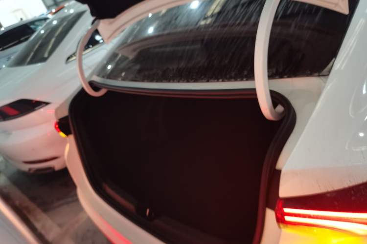 Used GAC Trumpchi EMPOW 2023 270T DCT J15 Version