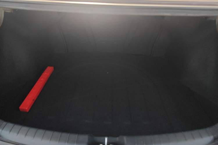 Used Hyundai Elantra 2016 1.6L Automatic ZhiXuan · Youth Edition
