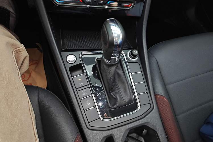 Used Volkswagen Bora 2020 1.5L Automatic Elite Version
