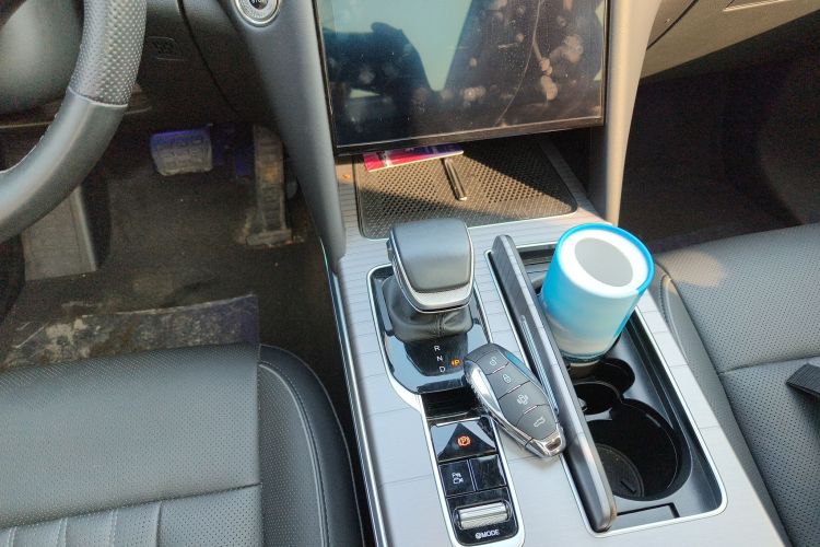 Used Hongqi HS7 PHEV 2024 2.0T PHEV Four-Wheel Drive Flagship Edition 6 Seats
