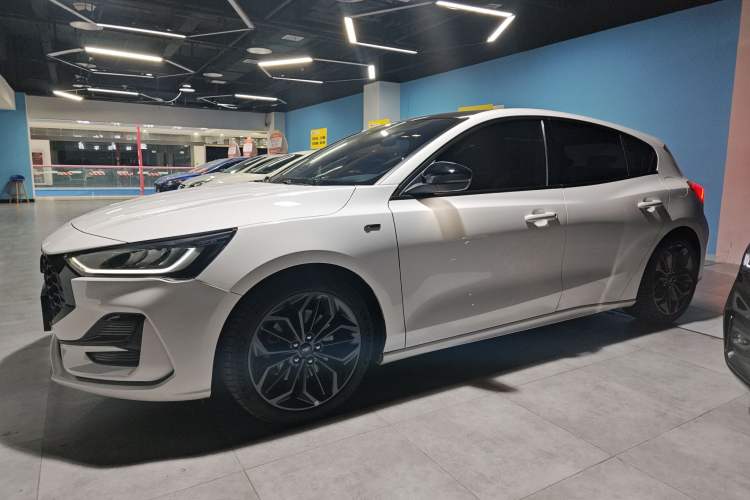 Used Ford Focus 2022 Hatchback EcoBoost 180 Automatic ST Line