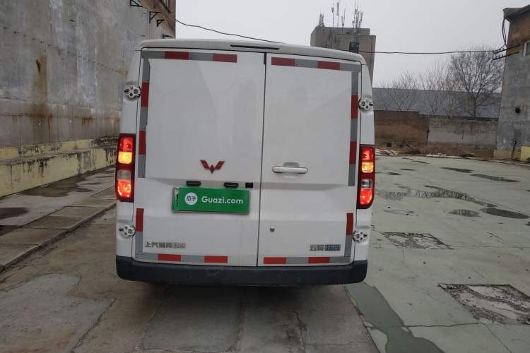 Used Wuling Yangguang 2024 300km Comfort Version with Sealed Windows 60kW
