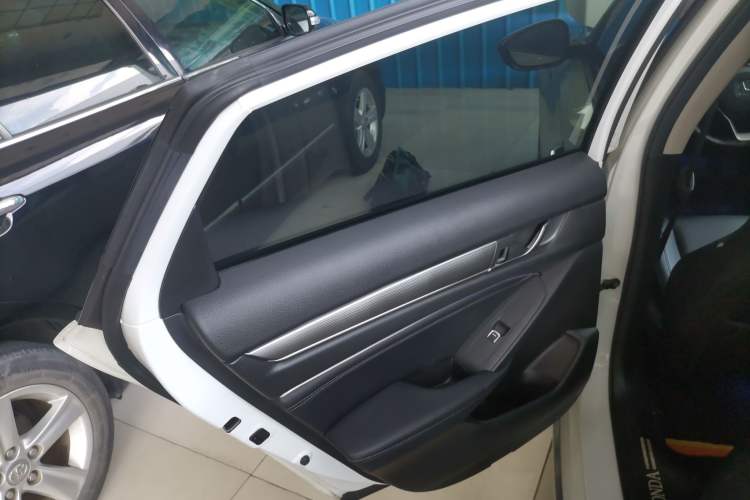 Used Honda Accord 2018 Rui Hybrid 2.0L Rui Ling Edition China VI
