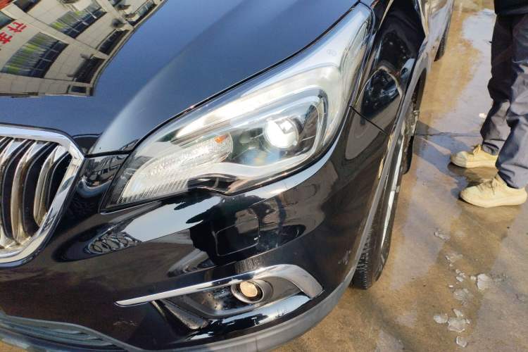 Used Buick Envision 2017 28T Four-Wheel Drive Elite Model