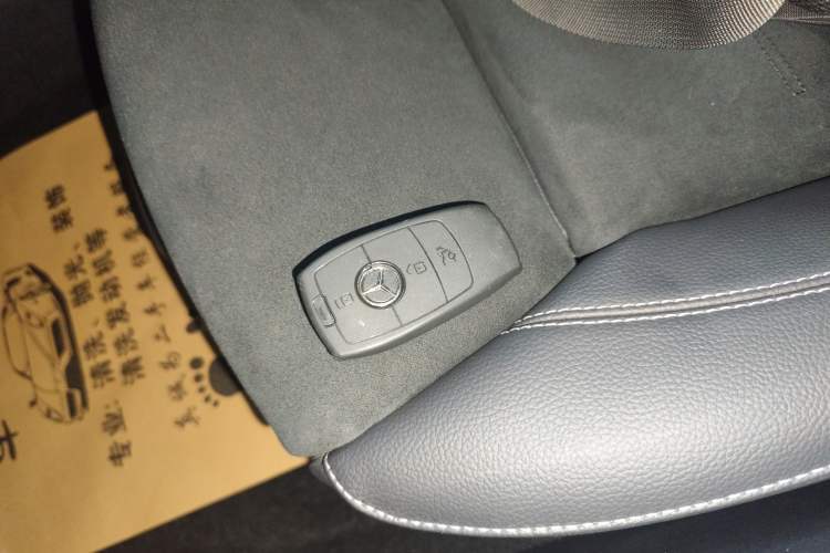 Used Mercedes-Benz A-Class 2022 Revised Version A 200 L Sport Sedan Fashionable Style