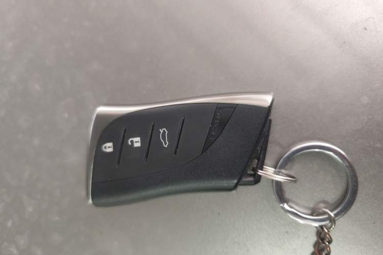 Used Lexus ES 2020 200 Excellence Edition
