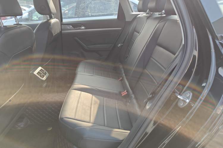 Used Volkswagen Lavida 2019 1.5L Automatic Comfort Edition China VI Standard