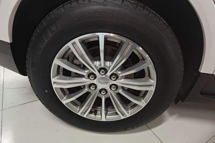 Used Cadillac XT5 2018 25T Luxury Model
