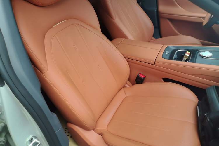 Used Dongfeng eπ eπ007 2025 Model Pure-Electric 565 All-Wheel-Drive Max Leading Edition