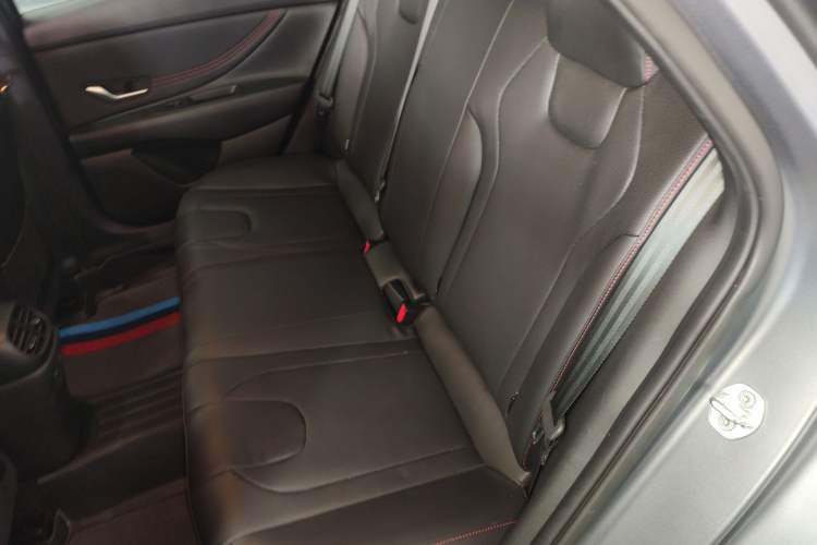 Used Hyundai Elantra 2022 1.5L CVT 20th Anniversary Edition
