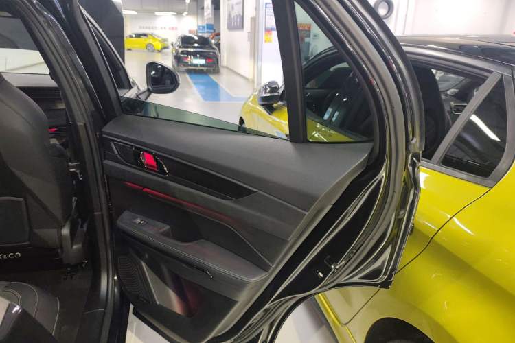 Used Lynk & Co 01 2021 2.0TD Four-Wheel Drive Hype-Halo
