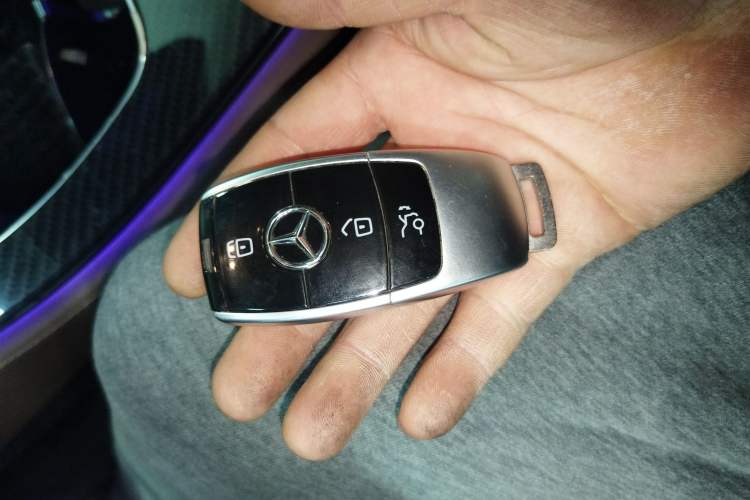 Used Mercedes-Benz E-Class 2016 E 200 L Sport Edition
