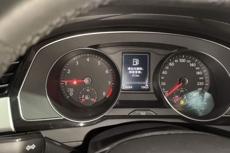 Used Volkswagen Magotan 2018 330TSI DSG Advanced Model
