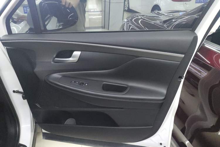 Used Hyundai Santa Fe 2020 380 TGDi Automatic Two-Wheel Drive GLS Luxury Edition
