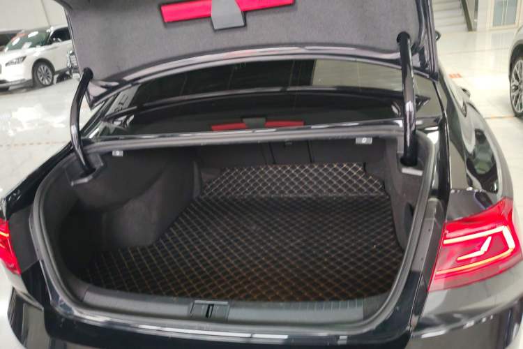 Used Volkswagen Magotan 2020 330TSI DSG Luxury Edition
