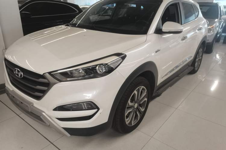 Used Hyundai Tucson 2015 1.6T Dual-Clutch Two-Wheel-Drive Leading Model