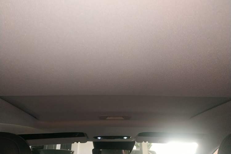 Used  L6 2025 EM-i 140km Starship Edition