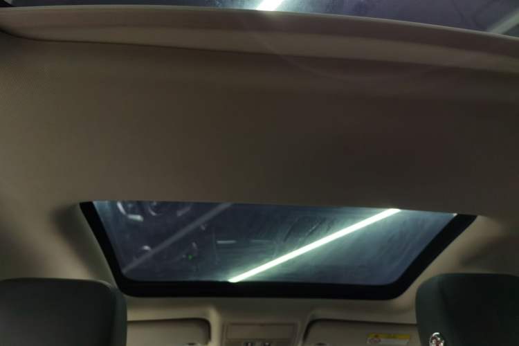 Used Jaguar XEL 2020 2.0T 200 PS S Advanced Elegance Edition
