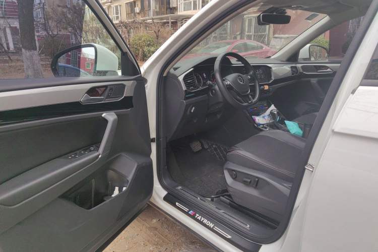 Used Volkswagen Tayron 2020 330TSI Two-Wheel Drive Luxury Smart Connectivity Version