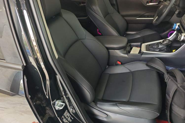 Used Toyota Wildlander 2023 2.0L CVT Two-Wheel Drive Urban Edition
