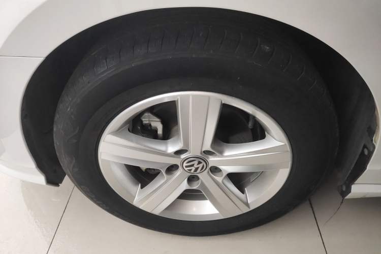Used Volkswagen Lamando 2019 230TSI DSG Fashion Edition China VI
