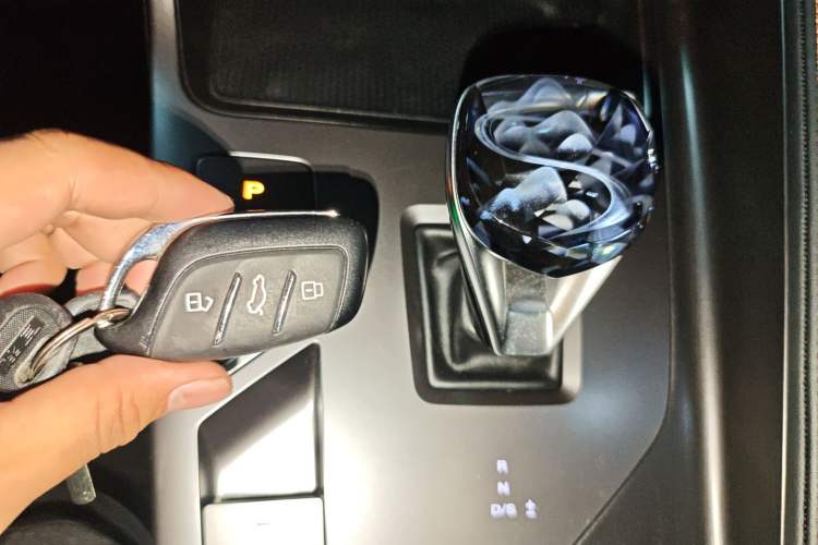 Used Roewe RX5 2023 1.5T Elite Edition
