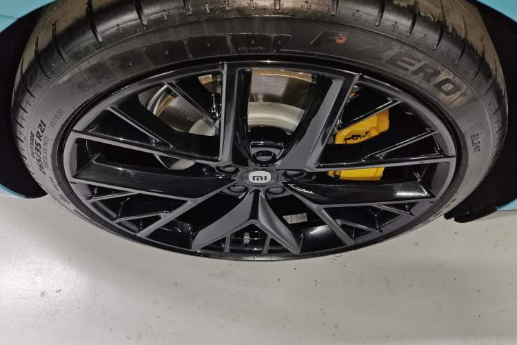 Used  SU7 2024 Four-Wheel Drive Ultra-Long Range Advanced Intelligent Driving Max Edition
