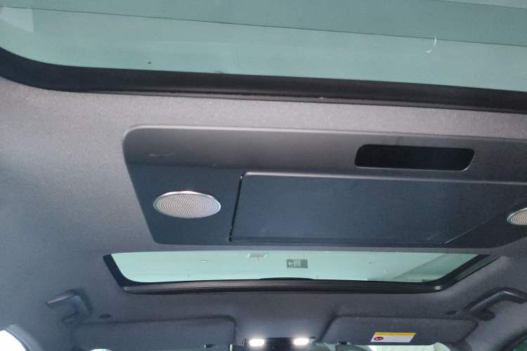 Used Li Auto L9 2022 Max model
