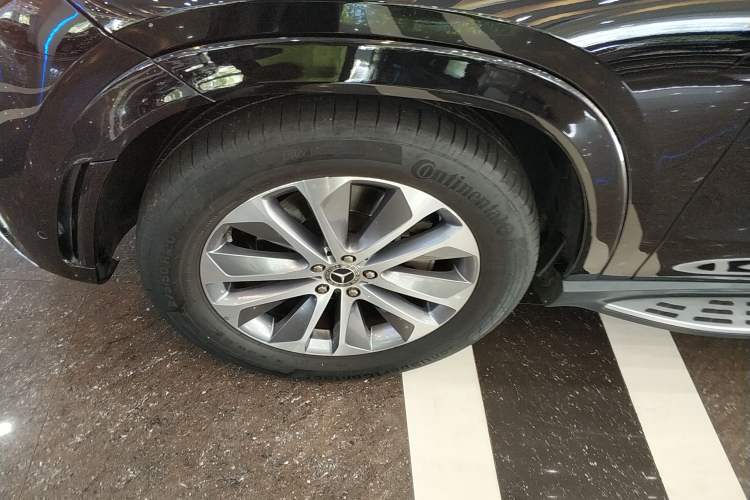 Used Mercedes-Benz GLE 2023 GLE 350 4MATIC Stylish Model
