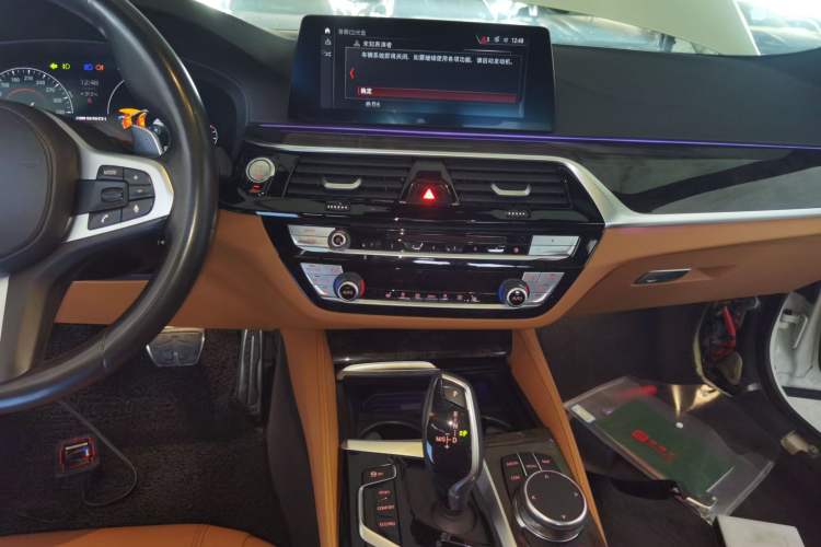 Used BMW 5 Series 2019 530Li Leading Model M Sport Package
