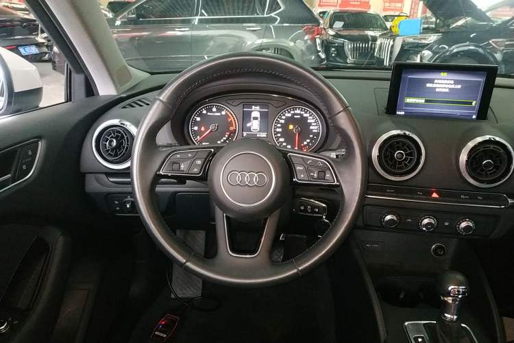 Used Audi A3 2019 Sportback 35 TFSI Fashion Edition China VI Emission Standard