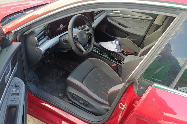 Used Volkswagen Lamando 2023 Lavida L 280TSI DSG Cool & Spicy Edition
