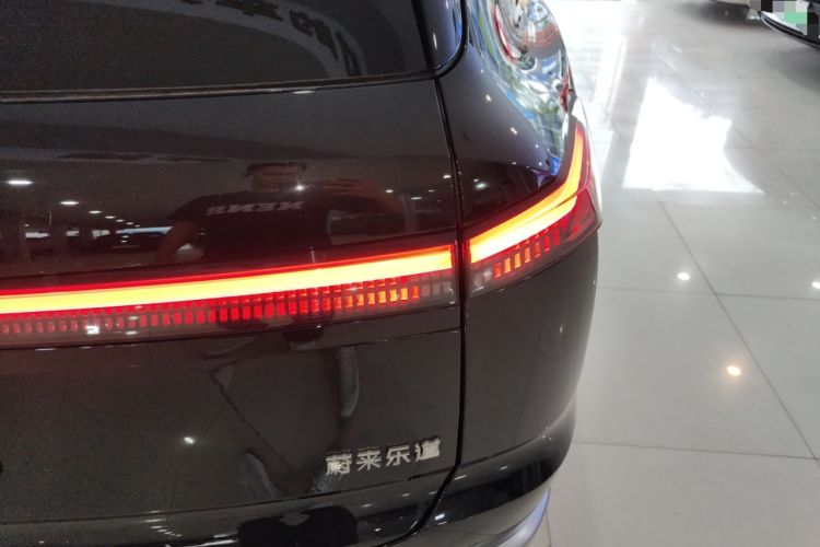 Used ONVO Luxeed L90 2025 Model—Ultra Seven-Seater Version