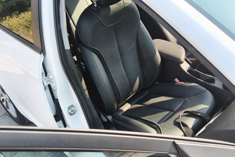 Used Buick GT 2019 18T Automatic Connected Elite Model China VI Standard
