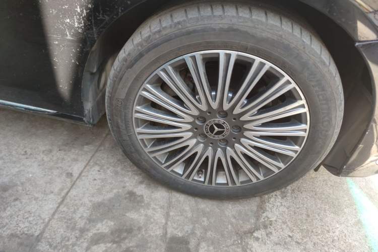 Used Mercedes-Benz E-Class 2021 Facelift E 300 L Stylish Edition