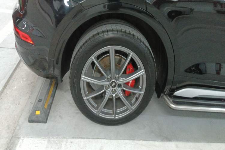 Used Audi Q5L 2022 40T Fashionable and Dynamic Model