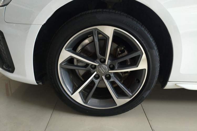 Used Audi A4L 2020 40 TFSI Fashion Dynamic Model
