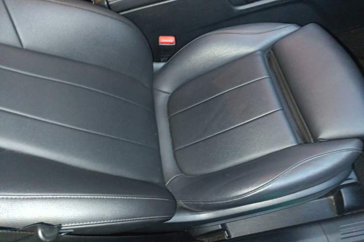 Used Mercedes-Benz GLB 2021 GLB 200 Fashion Model