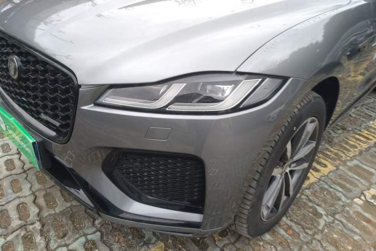 Used Jaguar F-PACE 2024 P250 R-Dynamic SE