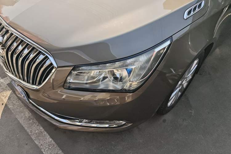 Used Buick LaCrosse 2013 2.4L SIDI Leading Comfort Version
